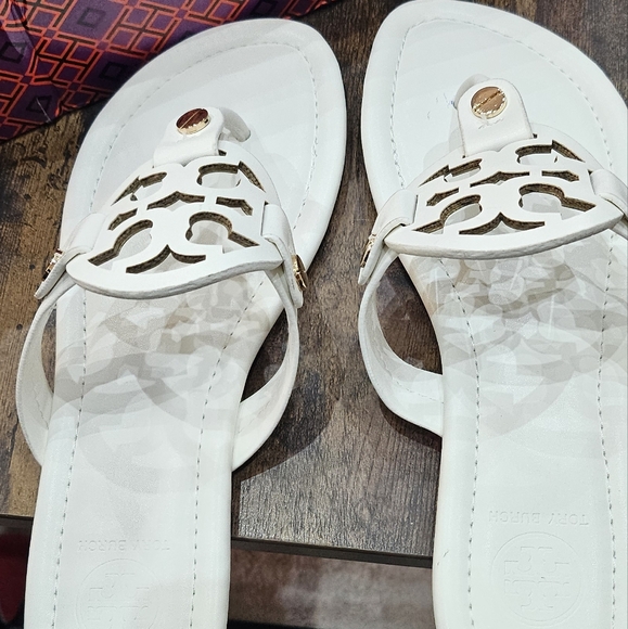 Tory burch flats - Picture 1 of 5